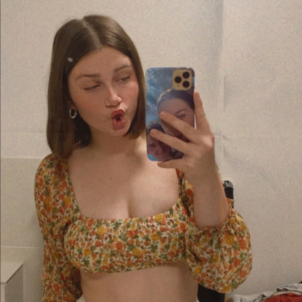 Meet your Posher, Hailie